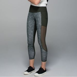 Lululemon High Times Pant Luxtreme Mesh Jazzy white/Gator Green Sz 6